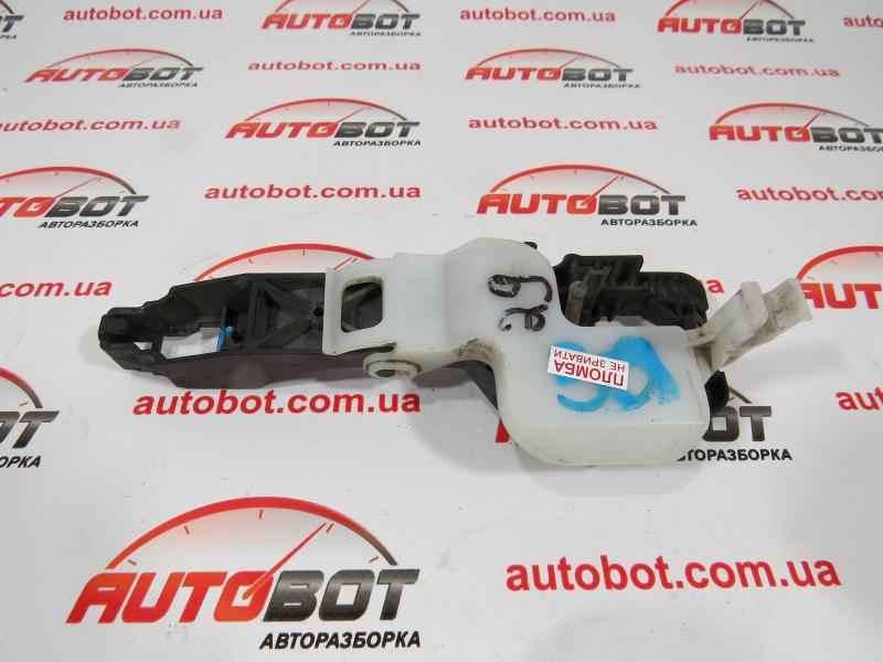 Заказать на KIA Cee'd I (ED) Упор внешней ручки двери передней левой