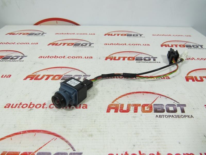 Заказать на MERCEDES-BENZ GLA-CLASS X156 Камера заднего вида