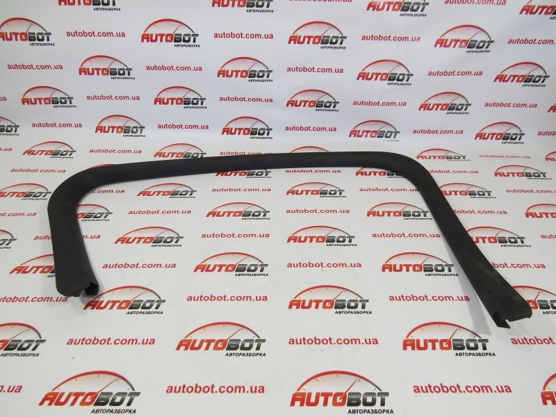 Заказать на CITROEN DS4 Пластиковая рамка стекла двери задней левой