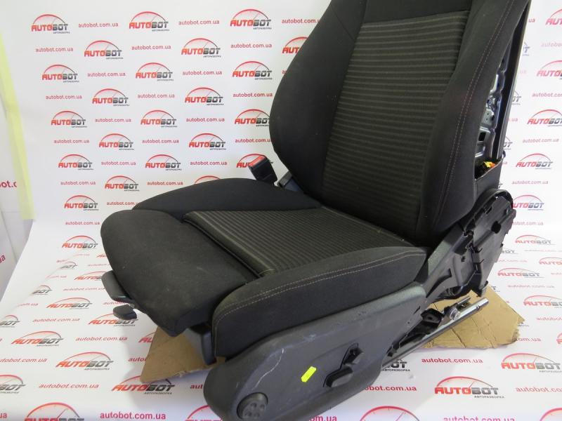 Заказать на MERCEDES-BENZ C-CLASS W205/S205/C205/A205 Обивка подушки сидения переднего левого