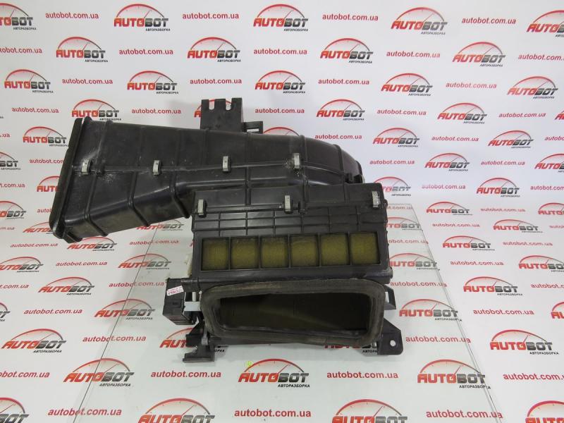 Заказать на KIA Opirus (GH) Верхняя часть направляющей вентилятора печки