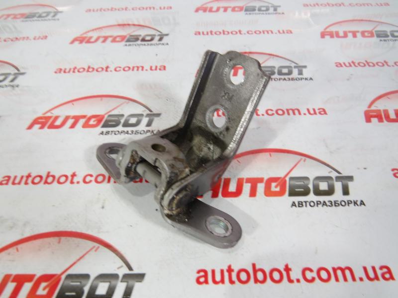 Заказать на KIA Sorento II (XM) Нижняя петля двери задней левой