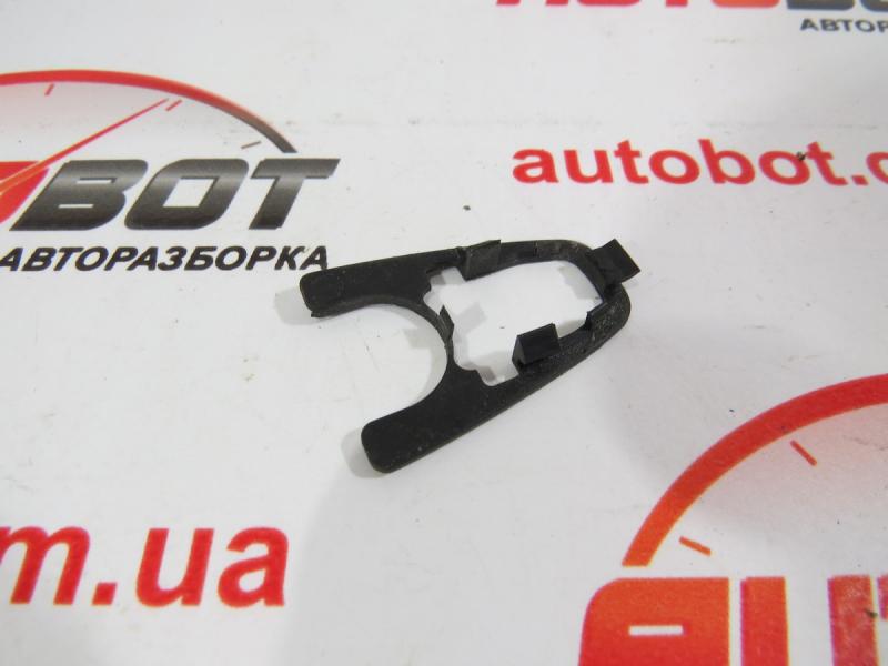 Заказать на MITSUBISHI Outlander III Прокладка колпачка внешней ручки двери передней правой