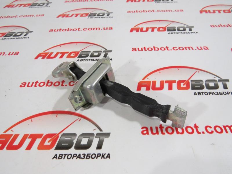 Заказать на MITSUBISHI Outlander III Ограничитель двери передней правой