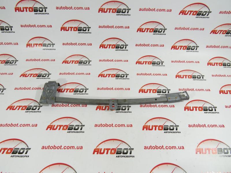 Заказать на MITSUBISHI Outlander III Направляющая планка стекла двери передней правой