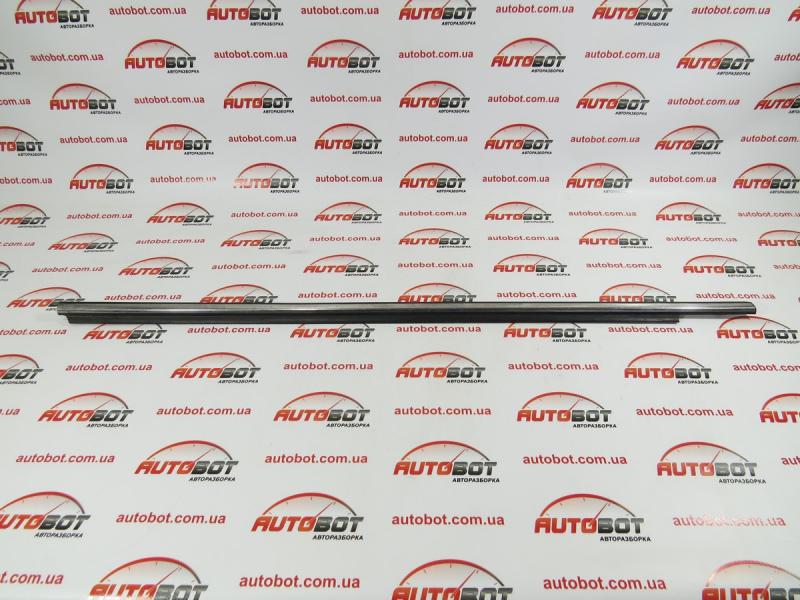 Заказать на MITSUBISHI Outlander III Внешний молдинг двери передней правой