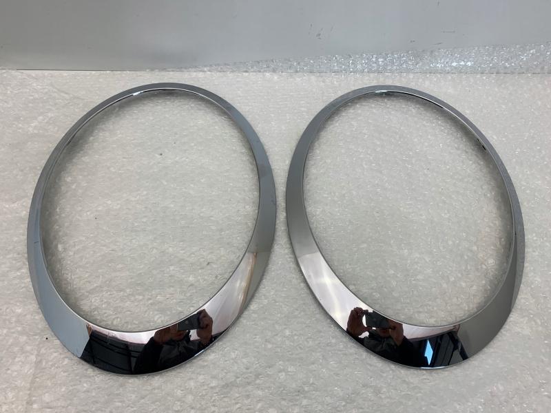 Заказать на MINI Cooper II (R56) Хром накладка передней фары