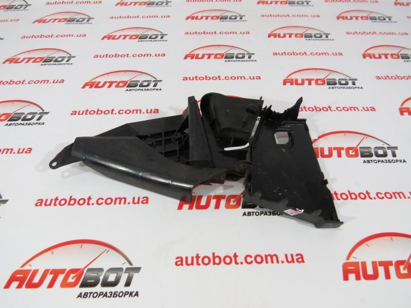 Замовити для MERCEDES-BENZ A-CLASS W169/C169 Кронштейн замка дверки передньої лівої