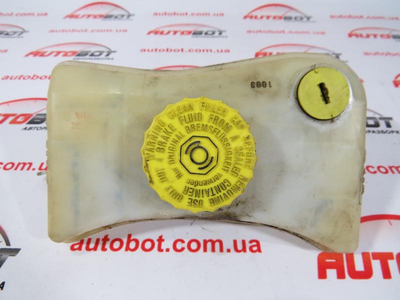 Замовити для AUDI A6 C5 (4B) Кришка бачка гальмівної рідини