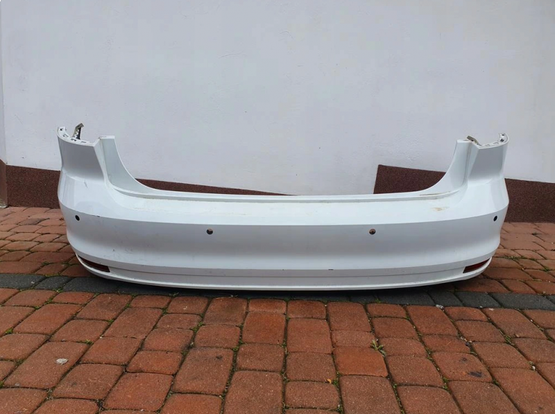 Заказать на VOLKSWAGEN Jetta Mk VI A6 (5C6) Бампер задний