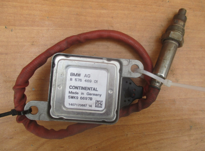 BMW 5 Series F11 Датчик NOX (8576469) Замовити для BMW 5 Series F11 Датчик NOX