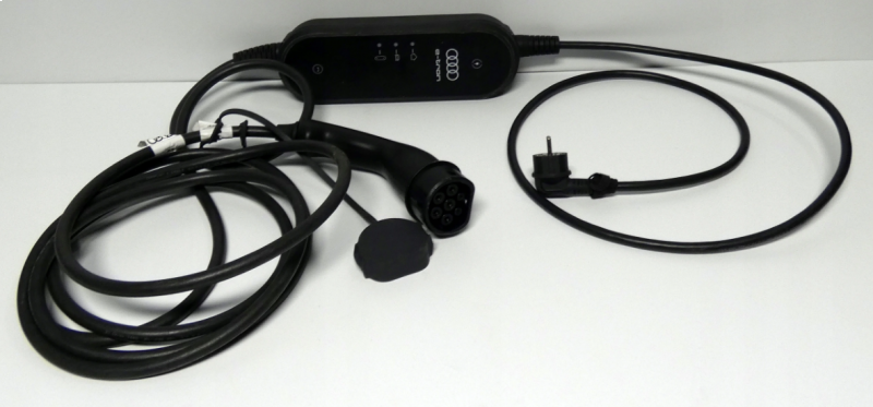 Замовити для AUDI A3 IV (8Y) Зарядний пристрій