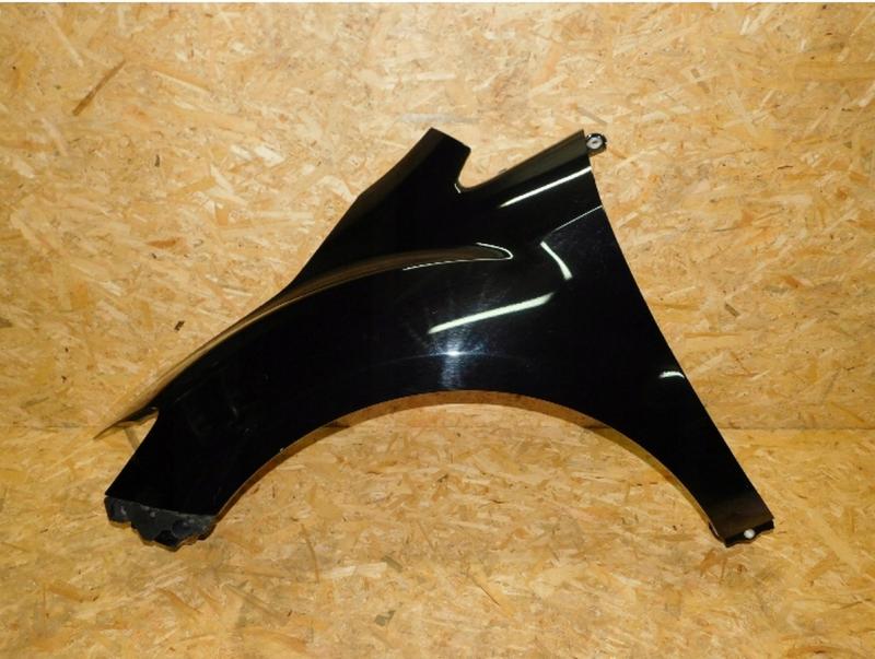 Заказать на MAZDA CX-7 I (ER) Крыло переднее