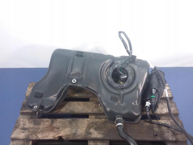 Замовити для BMW 3 Series F30, F31, F36 Бак