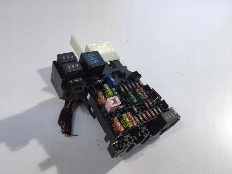 AUDI Q2 Блок запобіжників (5Q0937615C) Замовити для AUDI Q2 Блок запобіжників