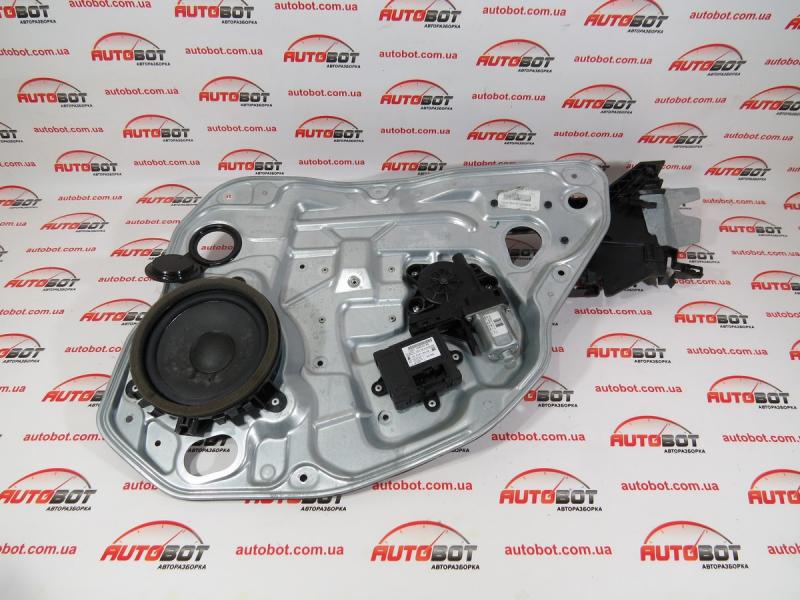 VOLVO V70 III (BW) Опора склопідіймача дверки задньої правої (30661068) Замовити для VOLVO V70 III (BW) Опора склопідіймача дверки задньої правої