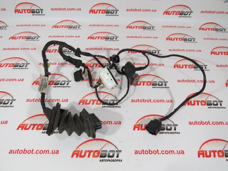 Заказать на SEAT Toledo Mk III (5P2) Проводка дверки задней