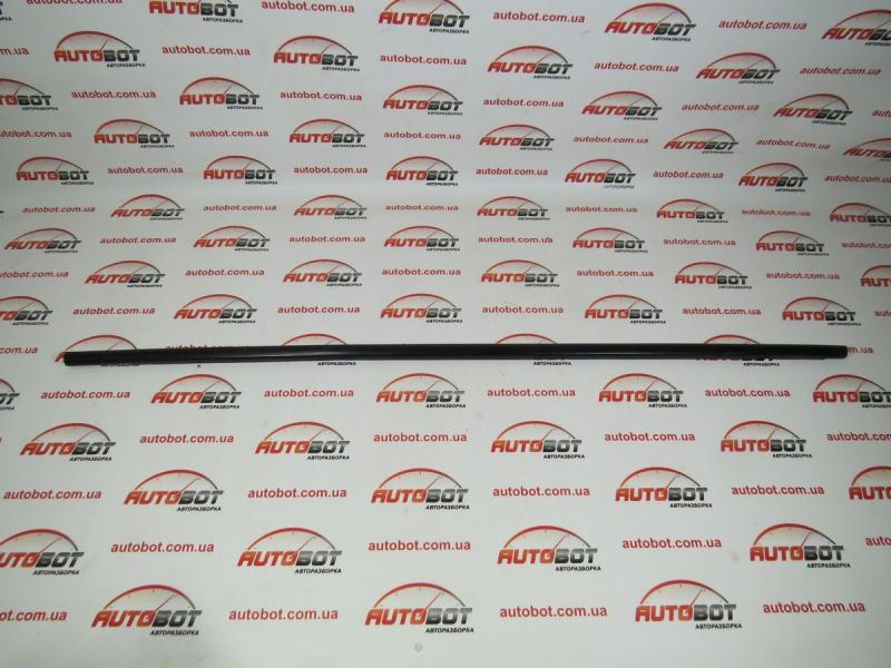 Замовити для SUBARU Tribeca Направляючий ущільнювач дверки задньої правої