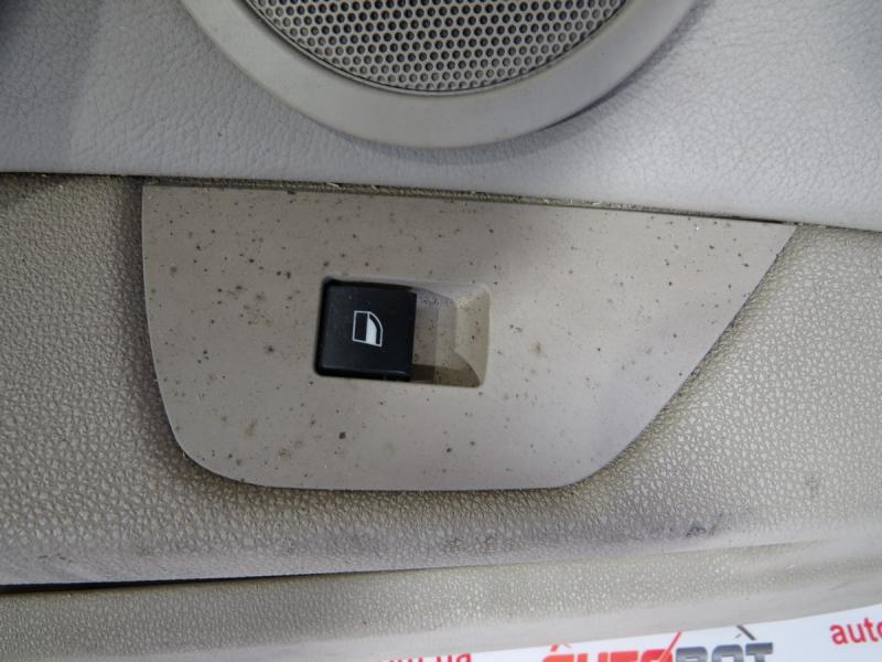 Заказать на BMW Z4 E85/E86 Кнопка стеклоподъемника передняя левая