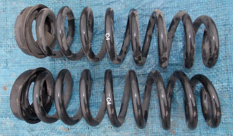 Заказать на BMW 1 Series E88 Пружины задние