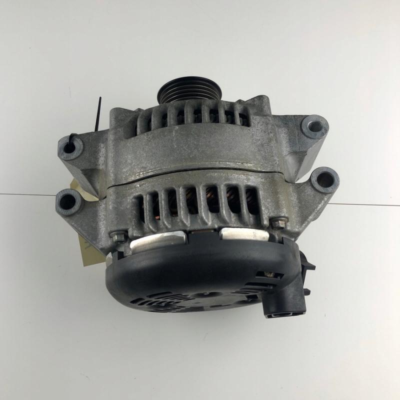 BMW 4 Series F32 Генератор (7638337) Замовити для BMW 4 Series F32 Генератор