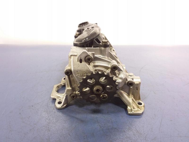 BMW 4 Series F32 Масляний насос (851375608) Замовити для BMW 4 Series F32 Масляний насос