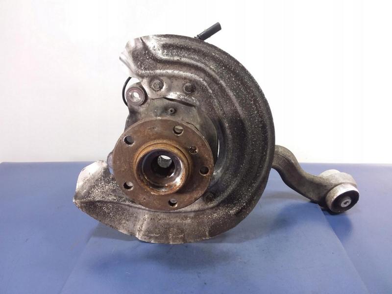 BMW 4 Series F32 Цапфа права передня Замовити для BMW 4 Series F32 Цапфа права передня