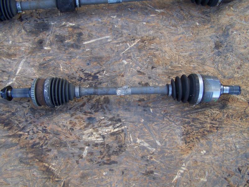 Заказать на HYUNDAI i10 II (LA, BA) Полуось передняя