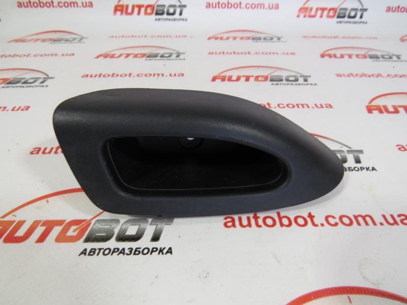 Замовити для NISSAN Note II (E12) Рамка внутрішньої ручки дверки задньої правої