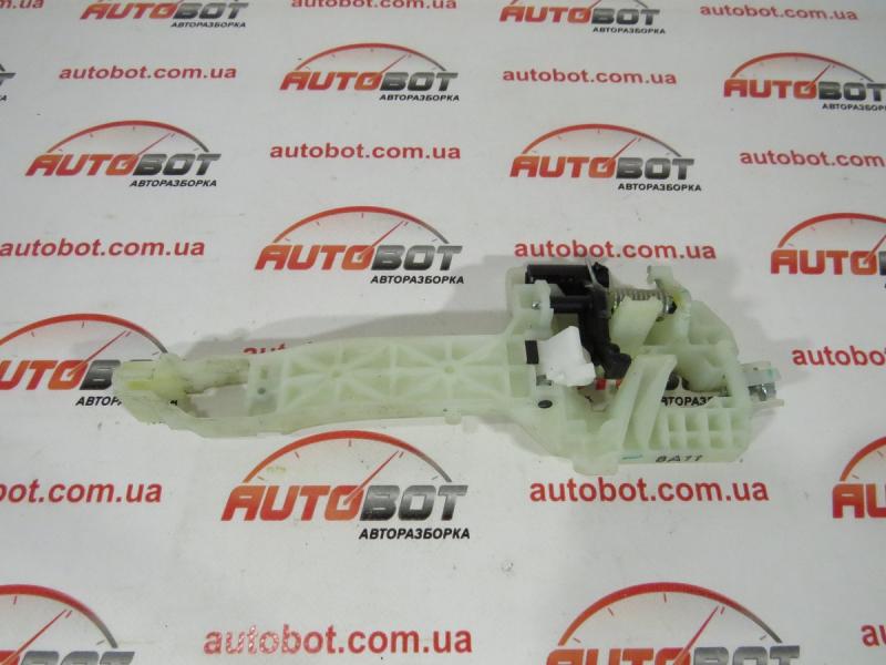 Замовити для HYUNDAI Tucson III (TL) Кронштейн зовнішньої ручки дверки задньої лівої