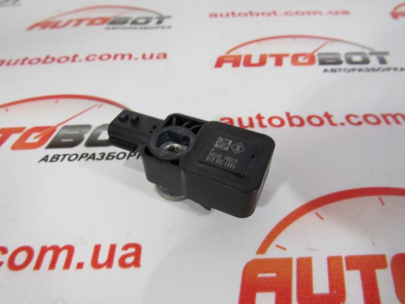 Заказать на RENAULT Scenic III (JZ0) Датчик удара подушки передний правый