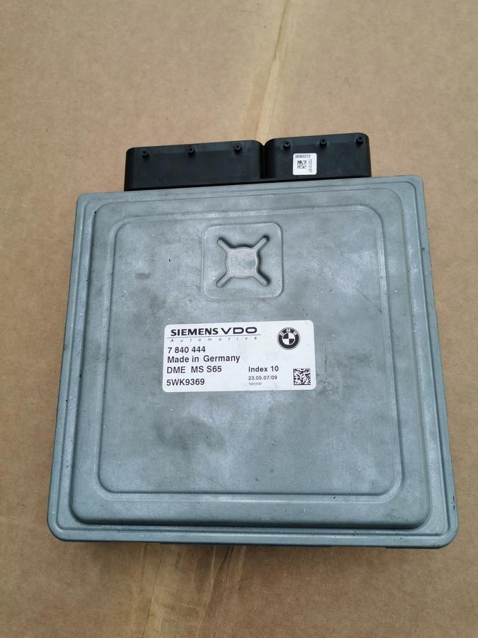 Заказать на BMW M6 E63/E64 Блок управления двигателем