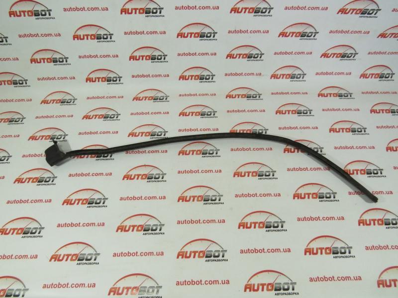 Заказать на SEAT Altea (5P1) Направляющий уплотнитель двери задней левой