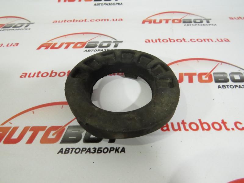 Замовити для TOYOTA Yaris III (P13, XP130) Подушка задньої пружини