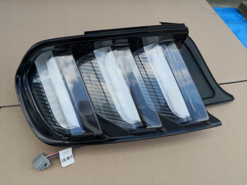 Замовити для FORD Mustang VI (S550) Фонарь задній лівий