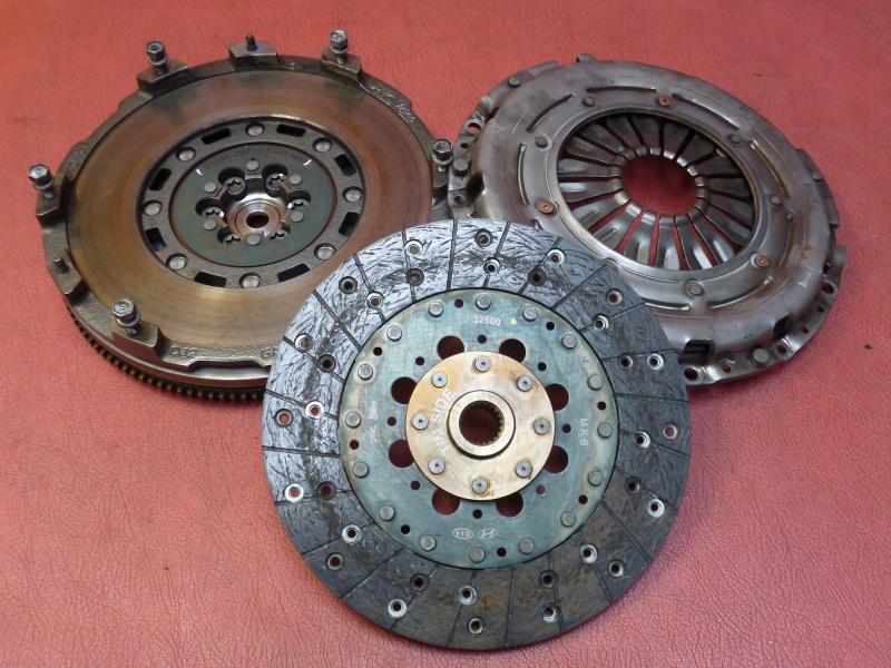 Замовити для HYUNDAI Veloster I Комплект зчеплення, маховик