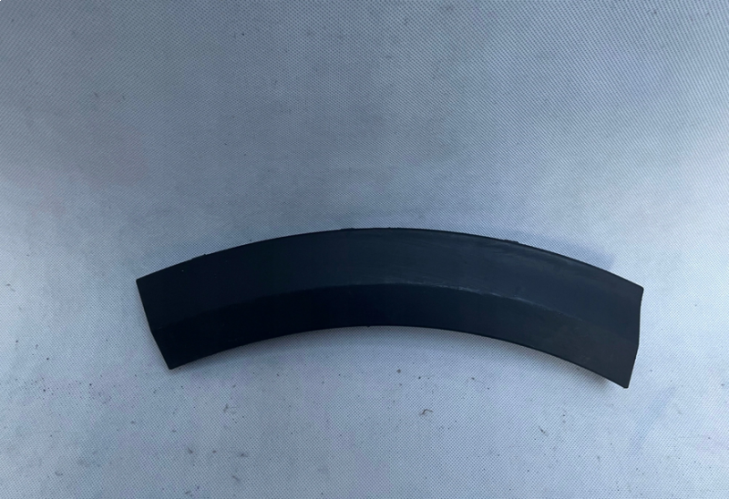 Заказать на KIA Niro (DE) Молдинг арка переднего бампера