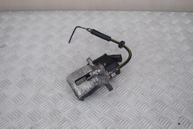 Заказать на AUDI A6 C6 (4F2, 4F5) Суппорт тормозной задний левый