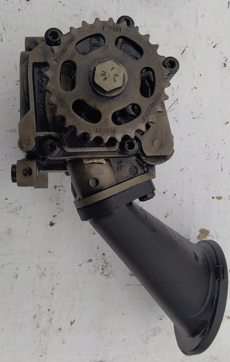 Заказать на AUDI Q8 I Масляный насос