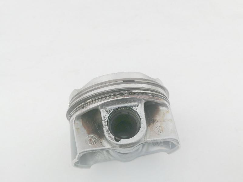 Заказать на BMW 2 Series F23 Поршень