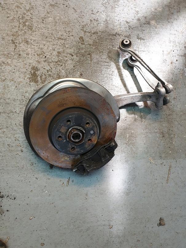 Заказать на AUDI A5 II (F5) Цапфа передняя левая