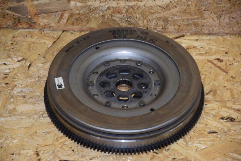 Заказать на BMW X2 F39 Маховик