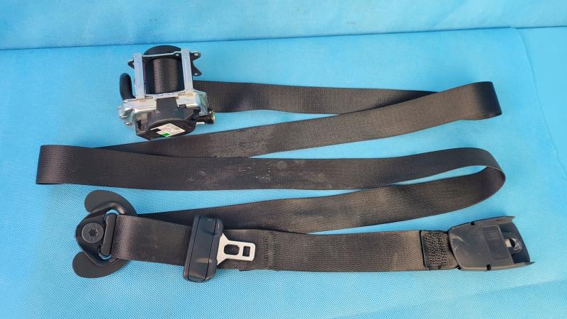 Заказать на BMW X2 F39 Ремень безопасности передний правый