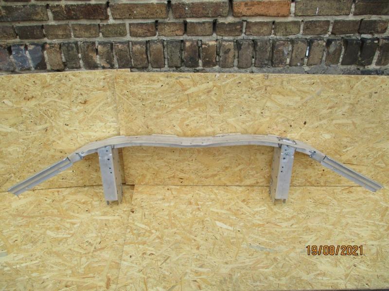 Заказать на BMW X5 IV G05 Усилитель бампера передний