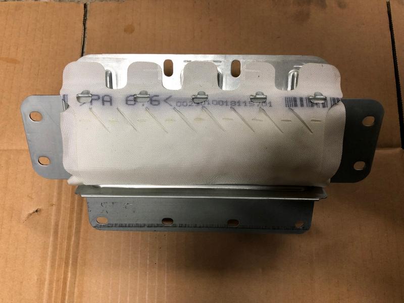 Заказать на BMW Z4 E89 Подушка безопасности пассажира