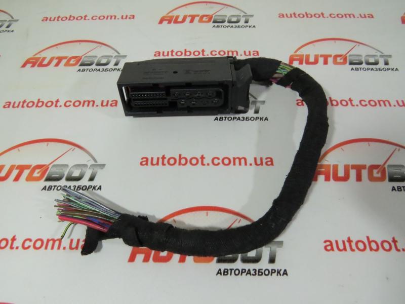 Замовити для AUDI A8 D3 (4E2, 4E8) Роз'єм блоку управління ручника