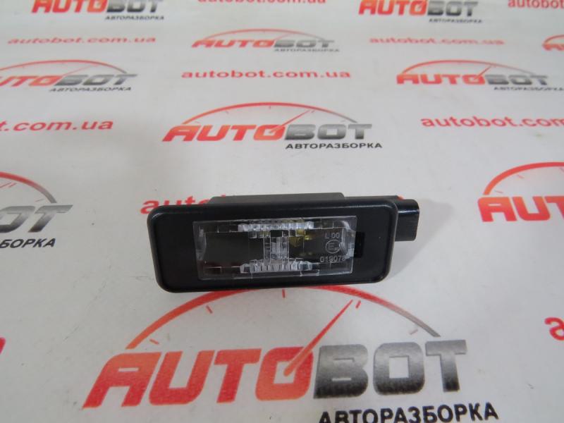 Замовити для CITROEN C4 Cactus I Плафон підсвітки номерного знака