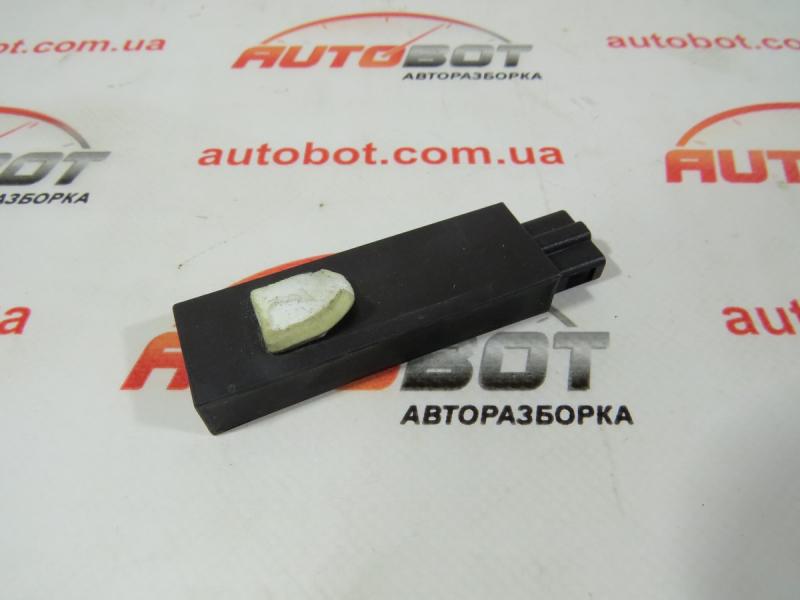 AUDI A3/S3 III Sportback (8VA) Посилювач модуль антени (8V5035225B) Замовити для AUDI A3/S3 III Sportback (8VA) Посилювач модуль антени