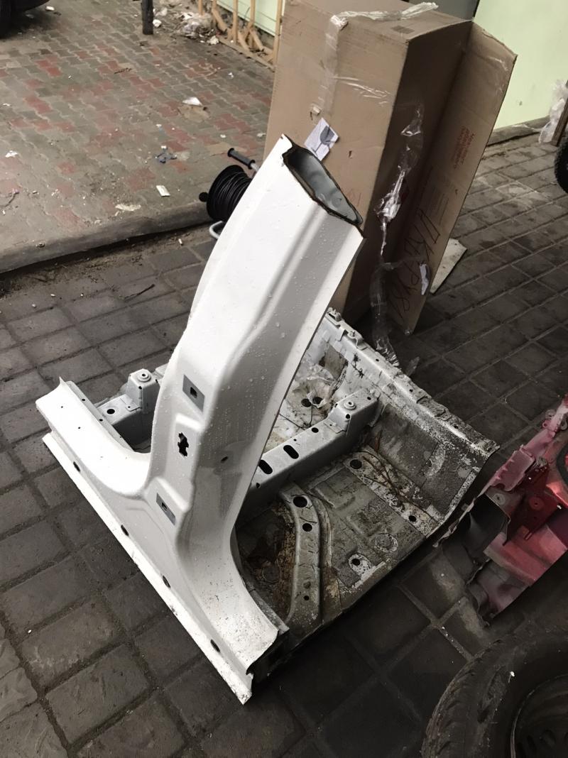 BMW X3 III G01 Поріг стійка центральна ліва (41007494061) Замовити для BMW X3 III G01 Поріг стійка центральна ліва