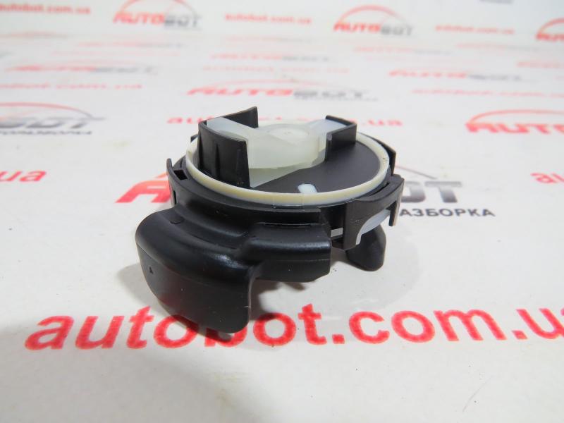 Заказать на VOLKSWAGEN Passat B7 (362, 365) Датчик удара подушки передний левый